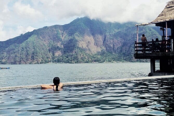 Bali day trip : Batur Sunrise Hike and Hot Spring All inclusive - Mount Batur Sunrise Hike: the early-morning magic comes fast