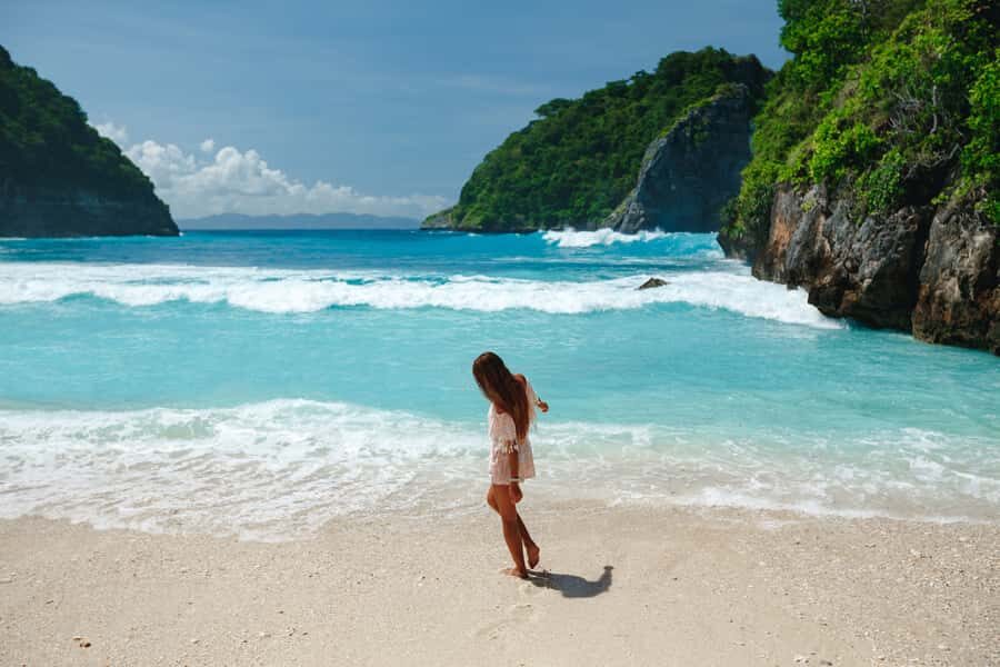 Bali: Day Trip to East Nusa Penida, Atuh & Diamond Beach - What to bring: trainers, sun protection, and a backup plan for heat