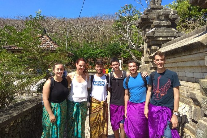 Bali (DPS) Airport arrival to Your Ubud accommodation - The private A/C minivan to Ubud: comfort and luggage handled