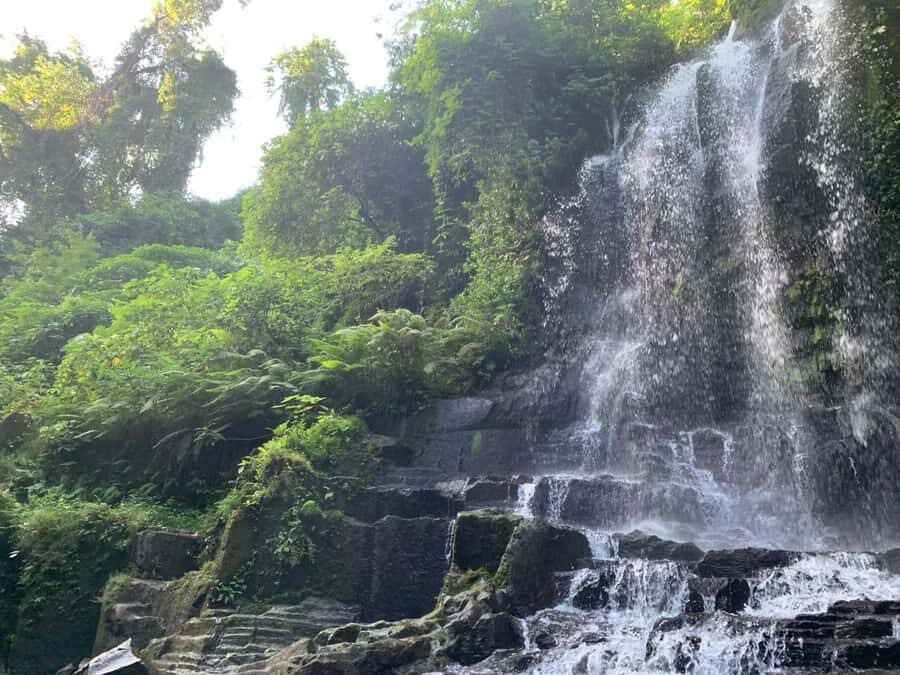 Bali: East Bali Day Trip with Temesi Waterfall - Temesi Waterfall: The Refreshing Finish Through Rice Fields
