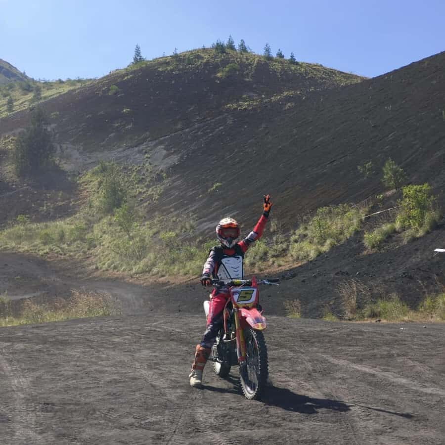 Bali: Extreme Dirt Bike Experience in Nature - Safety Gear, Insurance, and the Belongings Safety Box