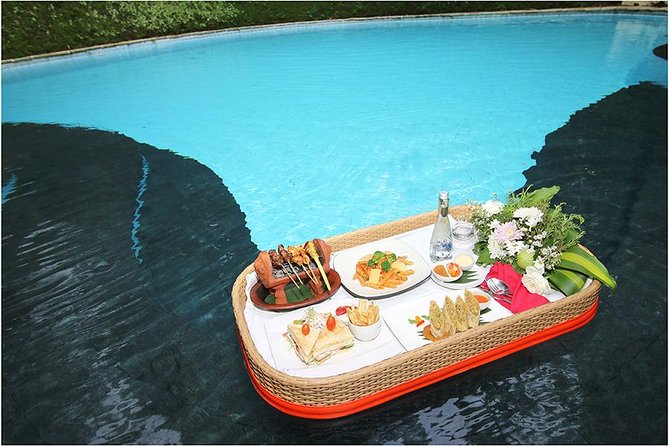 Bali Floating Pool Lunch at Beach View Restaurant Nusa Dua - What Makes a Floating Pool Lunch Work in Nusa Dua