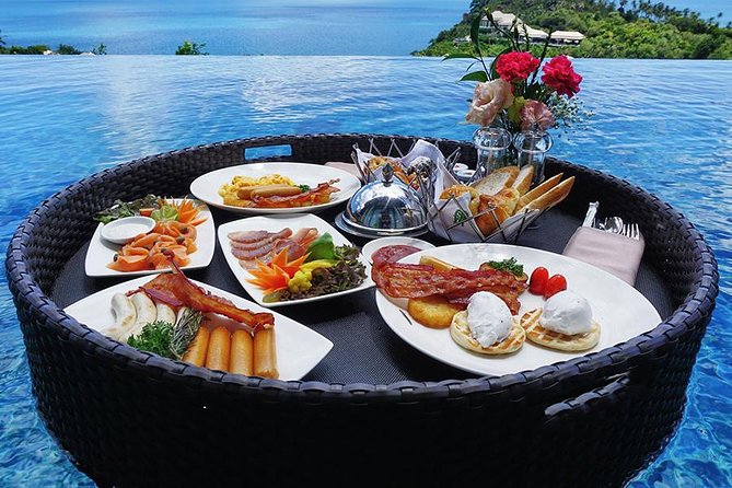 Bali Floating Pool Lunch at Beach View Restaurant Nusa Dua - Eating on a Floating Tray: What You’ll Actually Do