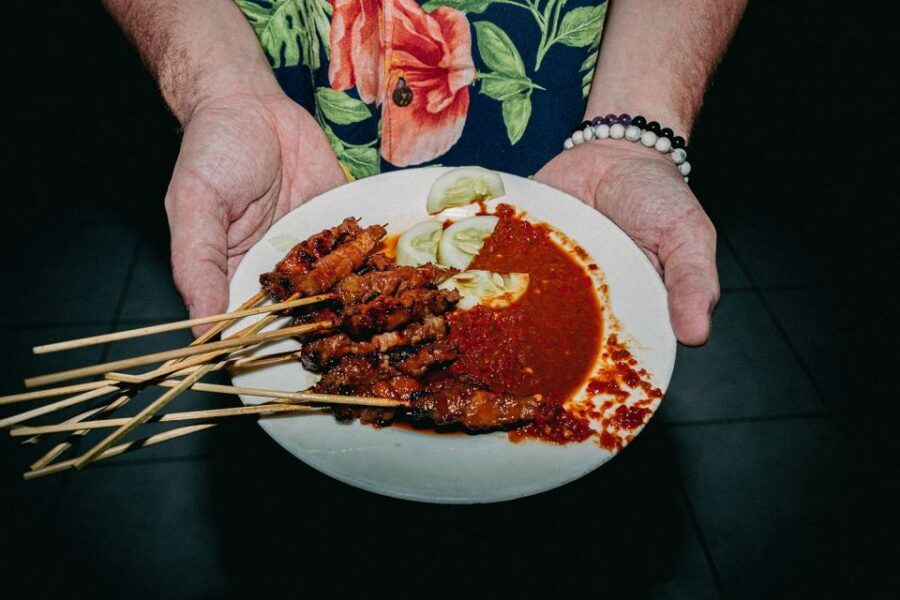 Bali: Food Tour of Denpasar with Over 15 Tastings - Markets at the end: walking produce and seeing food before it’s plated