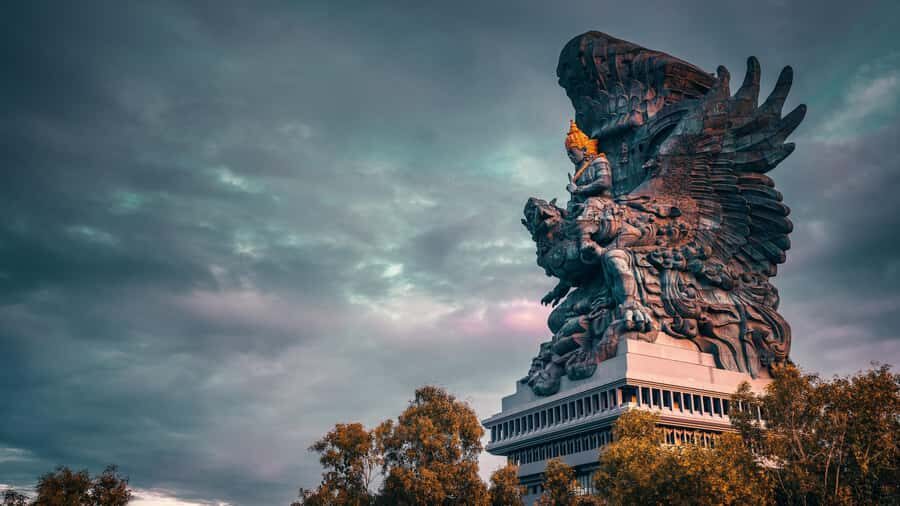 Bali: Full-Day Private or Shared Uluwatu Highlights Tour - Garuda Wisnu Kencana (GWK): big monuments and a cultural park pace