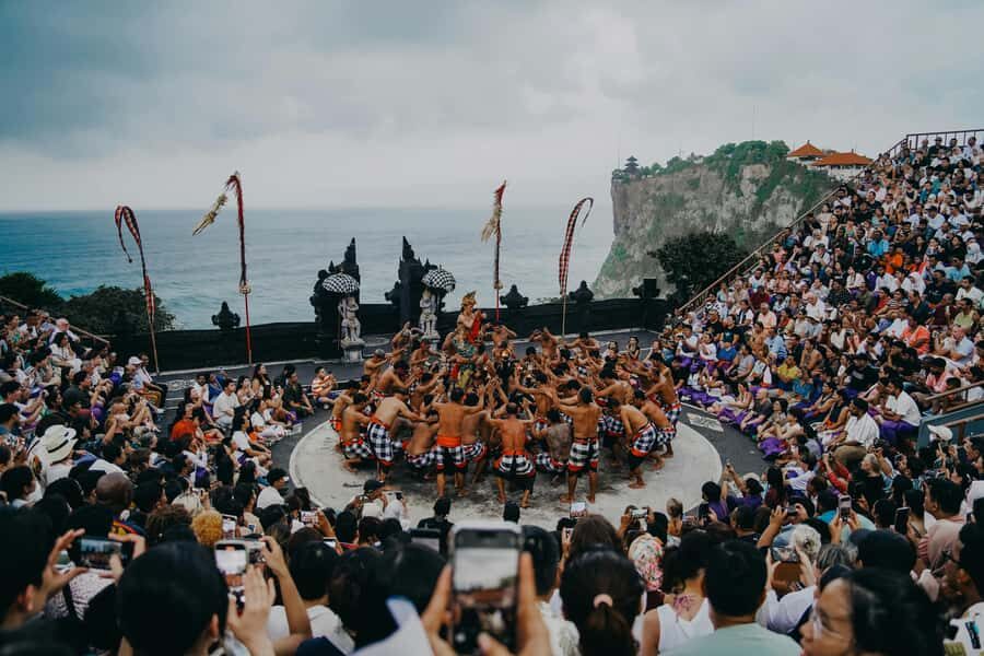 Bali: Full-Day Private or Shared Uluwatu Highlights Tour - Guides and transport: where the real value shows up