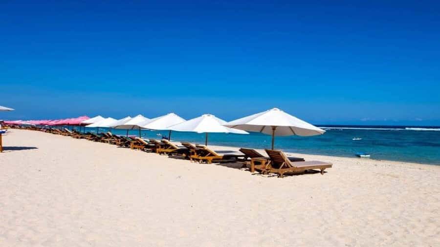 Bali: Full-Day Private White Sand Beaches and Sunset Tour - A one-day route through south Bali’s best beaches