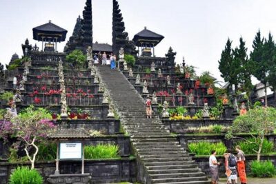 Bali Full Day Tour - Bali Temple Tour - Batubulan Barong & Kris dance at 9:30am: the show is the anchor