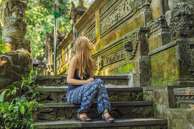 Bali Full Day Tour: Highlights of Ubud and Hidden Waterfall - Tukad Cepung Waterfall: the cave setting is the whole story