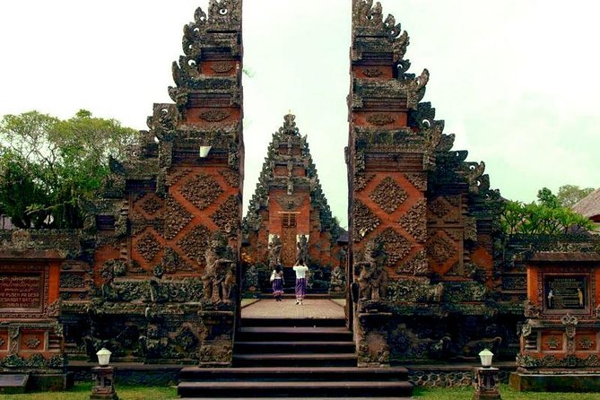 Bali Full Day Tour – Ubud and Batur Volcano - Guides and comfort: why this tour often feels easy
