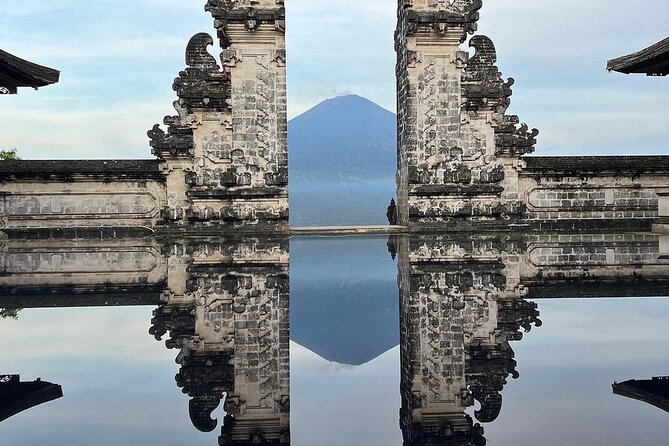 Bali Gate of Heaven Temple, Waterfall, Water Palace & Swing - Stop 3: Tirta Gangga Water Palace and the royal bathing pool feel
