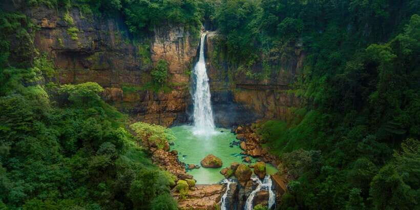 Bali: Gitgit and Alingaling Waterfalls Small Group Tour - Pickup, timing, and the day’s rhythm in 10.5 hours
