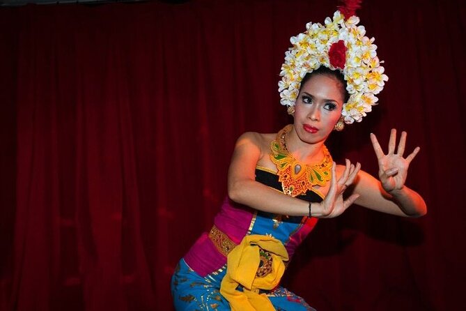 Bali Hai Sunset Dinner Cruise - Batak singing, cabaret show, and DJ time: what the entertainment feels like