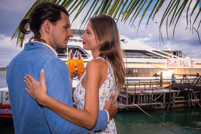 Bali Hai Sunset Dinner Cruise - Boarding routine: welcome drink, canapés, and the small stuff that matters