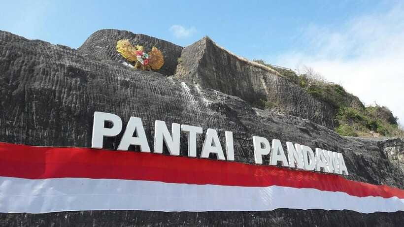 Bali: Half-Day Nusa Dua Tour with Pandawa Beach, GWK & Lunch - Pandawa Beach: White Sand Time With Clear-Water Views