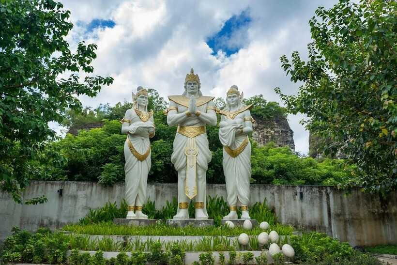 Bali: Half-Day Nusa Dua Tour with Pandawa Beach, GWK & Lunch - Practical Details That Make the Tour Feel Smooth