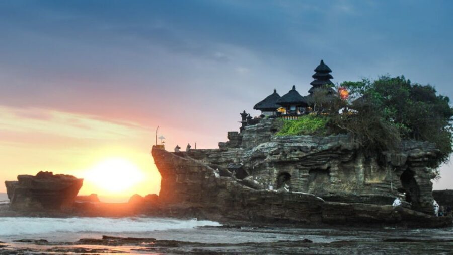 Bali: Half-Day Private City Tour with Transfers - Market stops, coffee plantations, and the local extras that matter