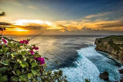 Bali Half Day Tour - Uluwatu Temple Sunset, Kecak Fire Dance, Jimbaran Dinner - Kecak Fire Dance: What Makes This One-Hour Show Special
