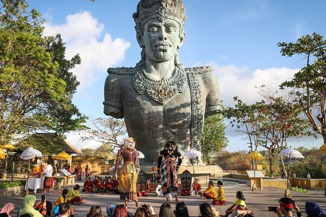 Bali Half-Day Uluwatu Temple Sunset, Kecak Dance, Dinner - Getting there: private AC pickup, plus an actual guide