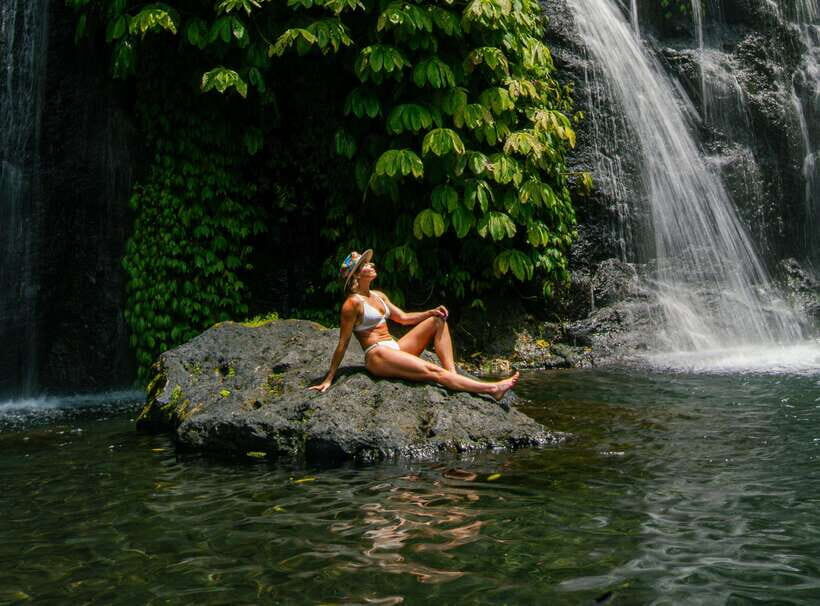 Bali: Hidden Waterfalls Private Tour (All-Inclusive) - Twin Lake View lunch: the break that keeps the day from feeling long