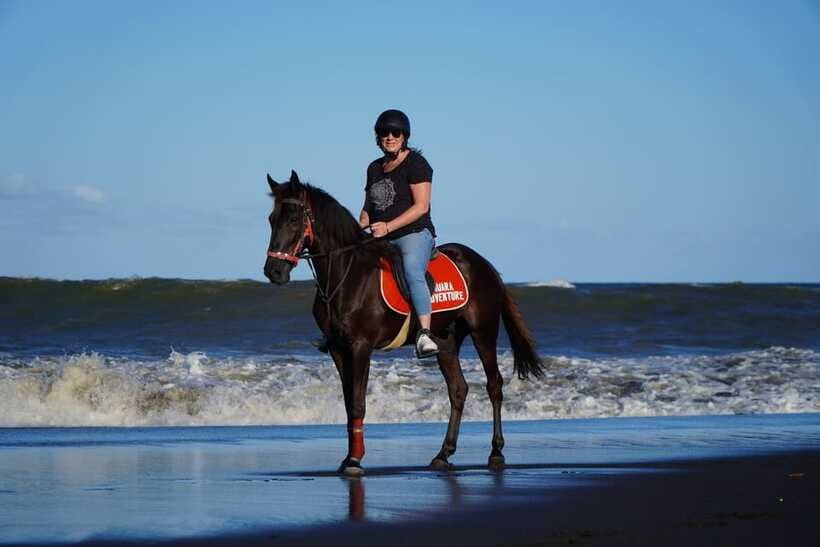 Bali: Horse Riding Experience in Sanur (1 Hour ride) - What’s Included in the $52 Price (and What You’ll Still Need)