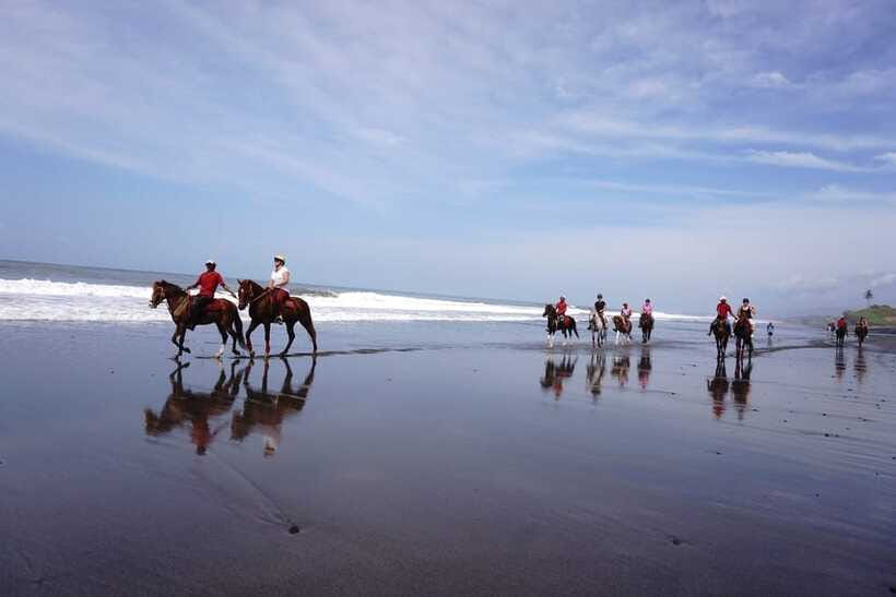 Bali: Horse Riding on Pigstone Beach and in the Rice Fields - What to Bring: The Simple Checklist That Prevents Problems