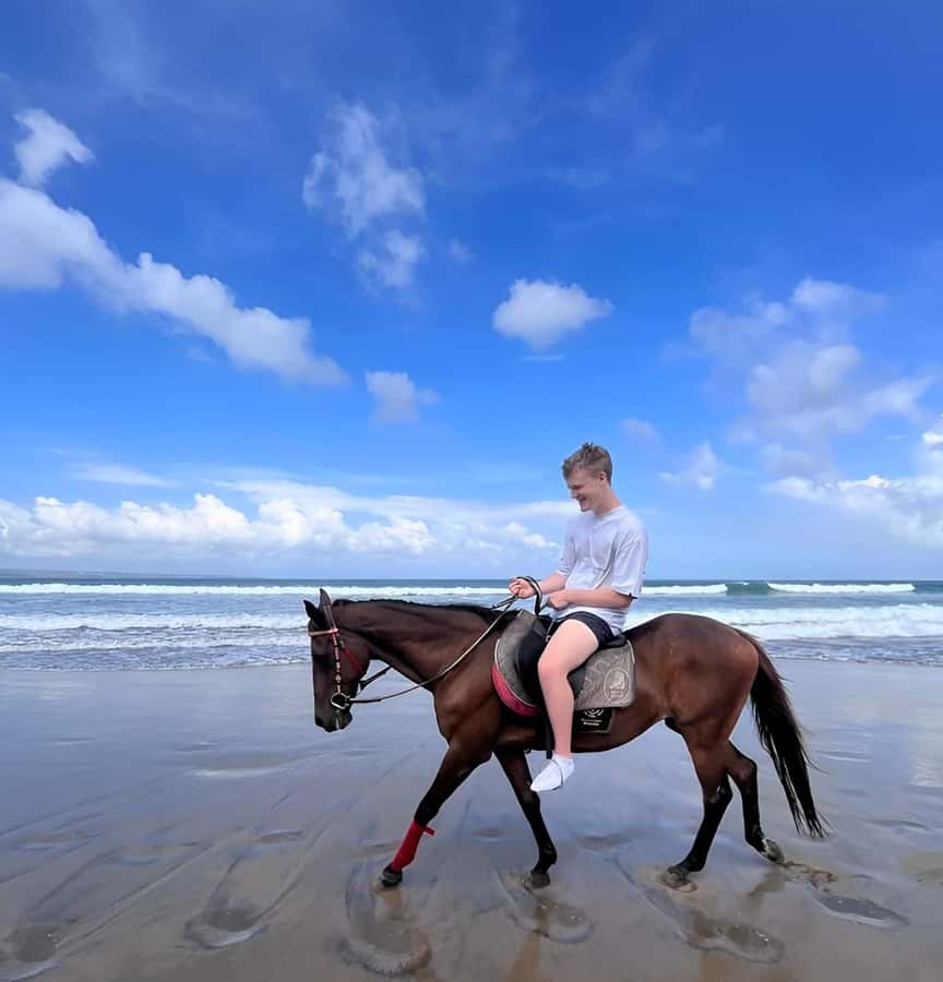 Bali: Horse Riding Tour on Seminyak Beach Include Transport - Price and value: why $33 can make sense in Bali