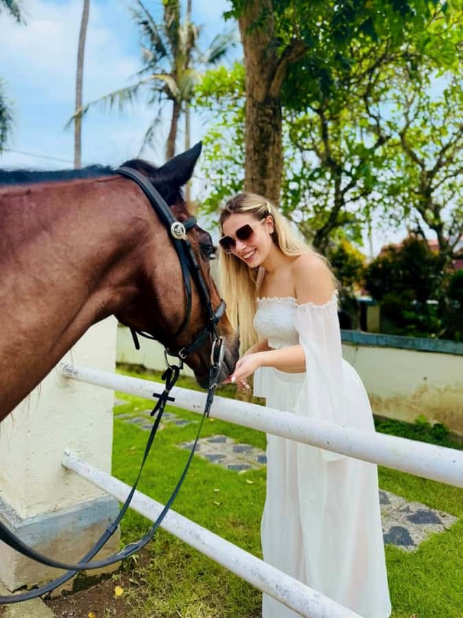 Bali: Horseback Tour Through Saba Beach and Local Temples. - Riding Saba’s black sand: what the coast feels like at 30 vs 60 minutes