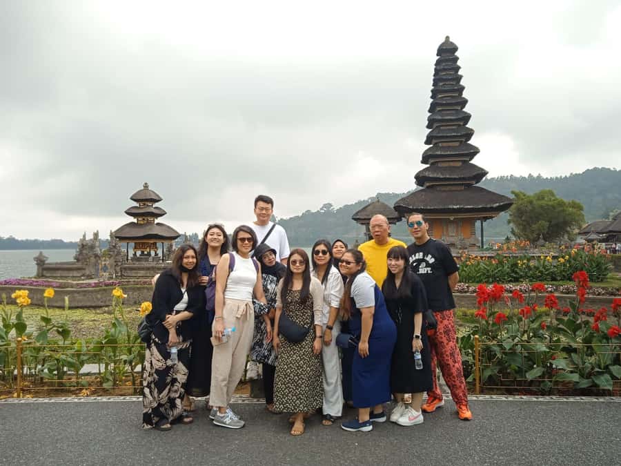 Bali in 1 Day : Iconic temples -UNESCO Sight - All inclusive - Tanah Lot Temple on the ocean rock: the sunset timing you’ll feel in your bones