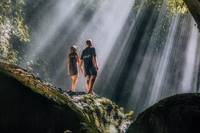 Bali Instagram Tour - Uma Ceking Swing and Resto time: photos with a short window