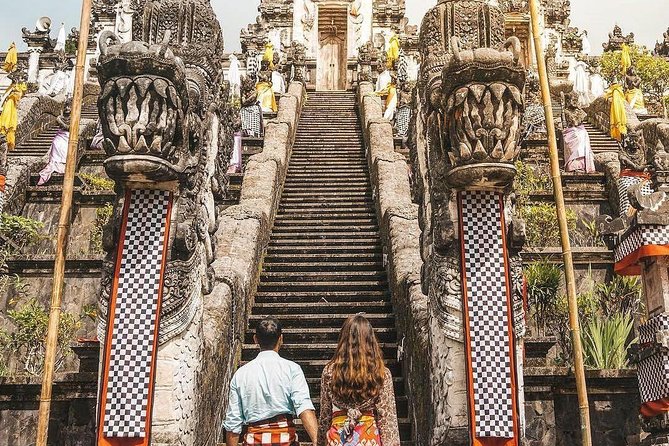 Bali Instagram Tour from Your Hotel (Private & Full-day) - Ubud Culture Touches: Woodcarving, Water Temples, Markets, and Coffee
