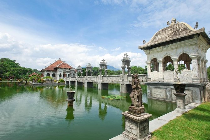 Bali Instagram Tour: Gate of Heaven, Swing and Waterfall Day Tour - The real reason this tour starts at 4:00 am