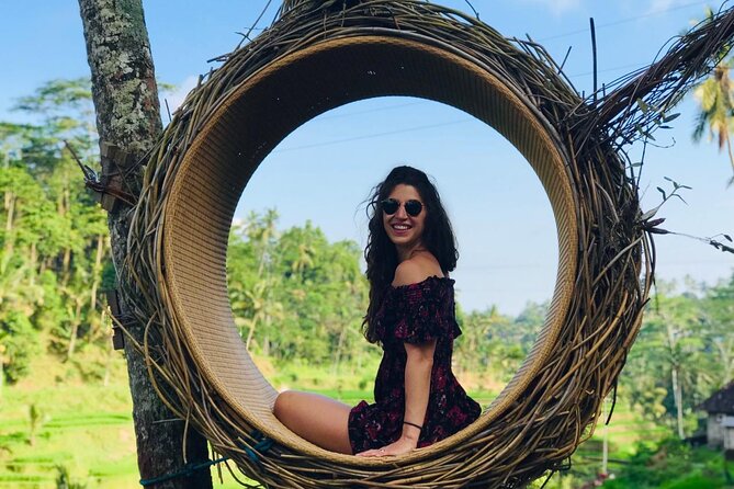 Bali Instagram Tour: Gate of Heaven, Swing and Waterfall Day Tour - Stop 4: Kumulilir jungle swing for a top-down view of Bali