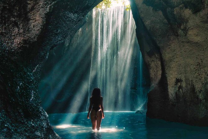 Bali Instagram Tour : Heaven Gate Tour - Tirta Gangga - Tukad Cepung Waterfalls - Why a private, photo-focused guide changes everything