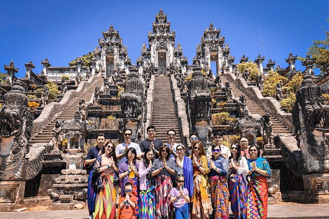 Bali Instagram Tour - Lempuyang Bali Gate of Heaven - Ubud option stops: terraces, Tegenungan, monkey forest, and craft browsing