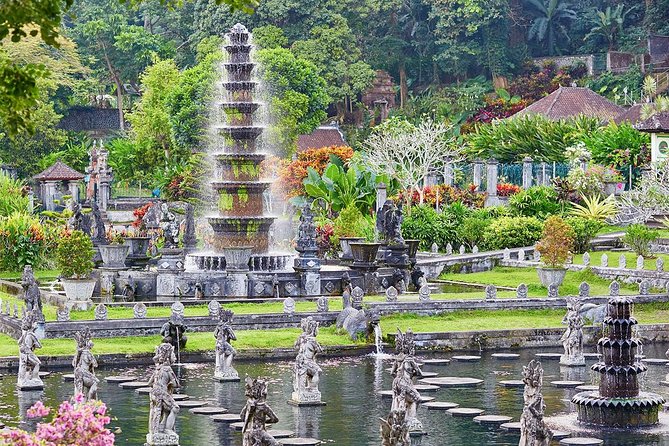 Bali Instagram Tour: Lempuyang Temple, Tirta Gangga and Tukad Cepung Waterfall - A 5:00 am launch makes sense for Lempuyang and the Mount Agung backdrop