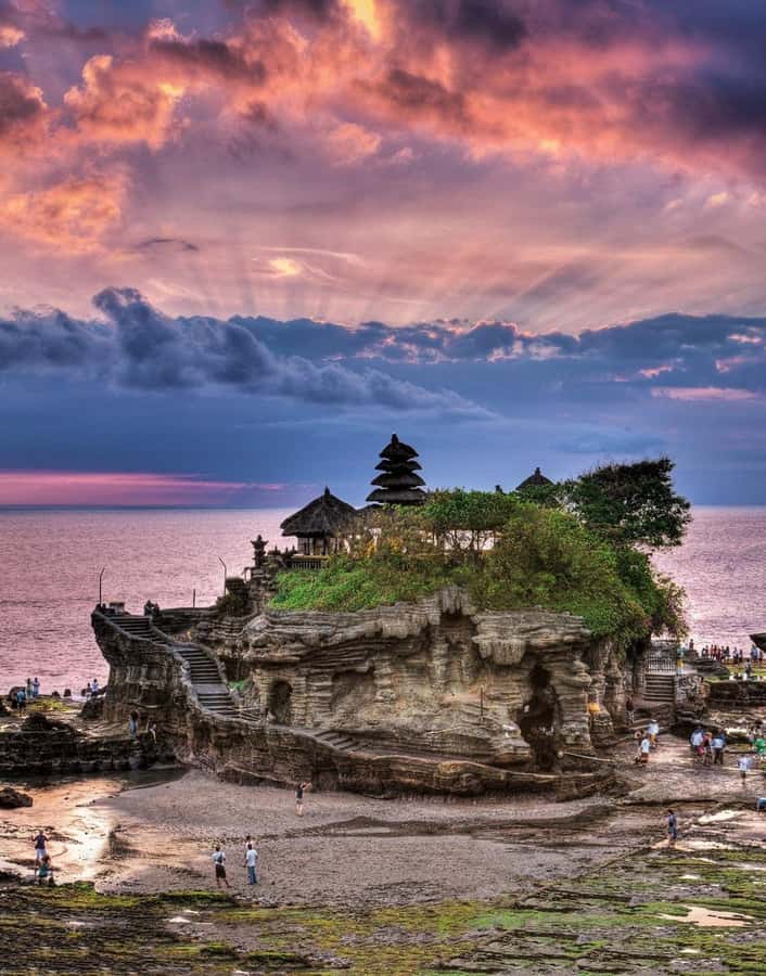 Bali: Jatiluwih UNESCO, Bratan Lake, Iconic Gate & Tanah Lot - Handara Iconic Gate: What’s Cultural Here (and What’s Just a Photo Magnet)