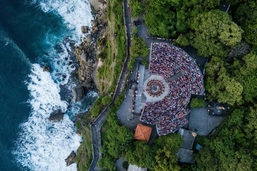 Bali: Kecak Fire Dance Entry Ticket and Uluwatu Temple - Jimbaran Beach dinner after the show: what to expect from the finish