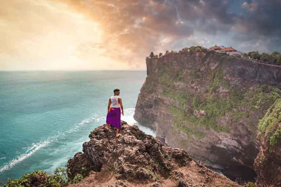 Bali: Kecak Fire Dance Show & Uluwatu Temple Entry Ticket - How the Tour Works Day-to-Night: Transfers and Skip-the-Line Entry