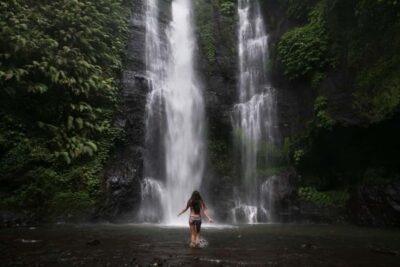 Bali: Lake Bratan, Handara Gate, Waterfall & Swing Tour - Getting to the Highlands: Pickup Timing and the Drive