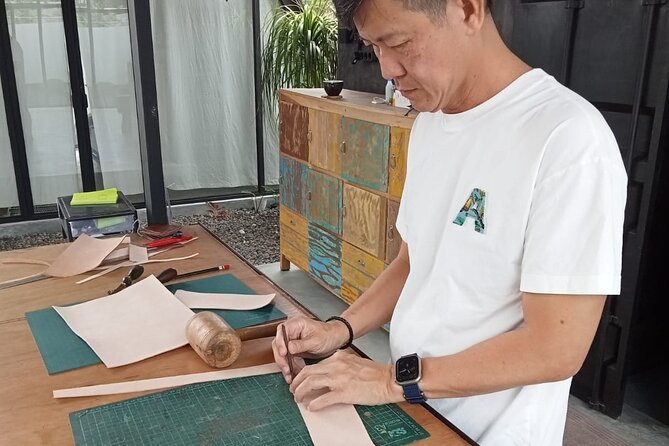 Bali Leather Craft Workshop - 6 hours ( canggu / seminyak) - Timing, Weather, and What to Bring