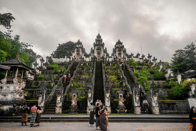 Bali Lempuyang Gate of Heaven and Besakih Mother Temple Tour - Lempuyang Temple and the Gate of Heaven: the photo moment with real structure