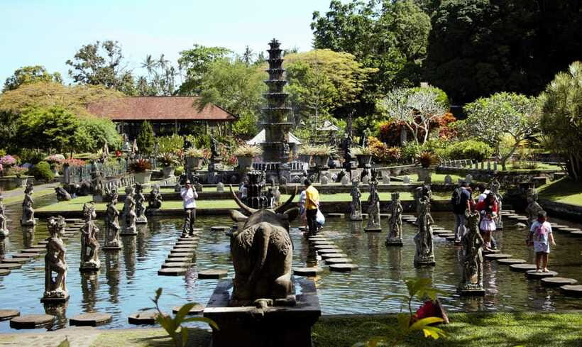 Bali: Lempuyang Temple (Gate of Heaven) and East Bali Tour - Stop 3: Taman Ujung Water Palace and the Karangasem connection