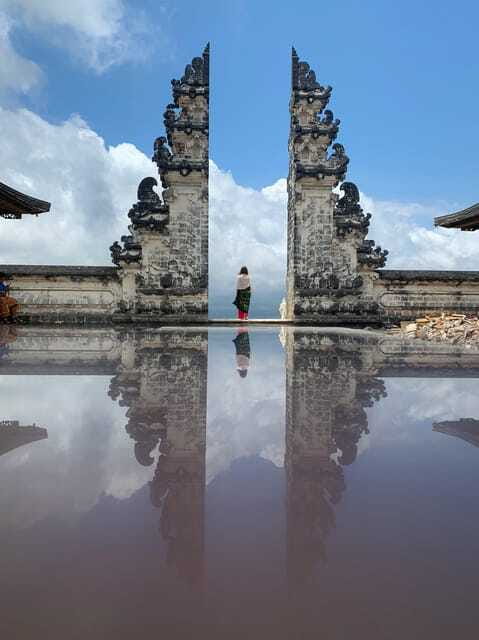 Bali: Lempuyang Temple (Gate of Heaven) and East Bali Tour - What to pack so the day feels good, not exhausting