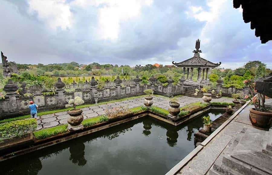 Bali: Local Village and School Tour with Lunch - Barong Welcome Dance, Bamboo Music, and Offering Carrying