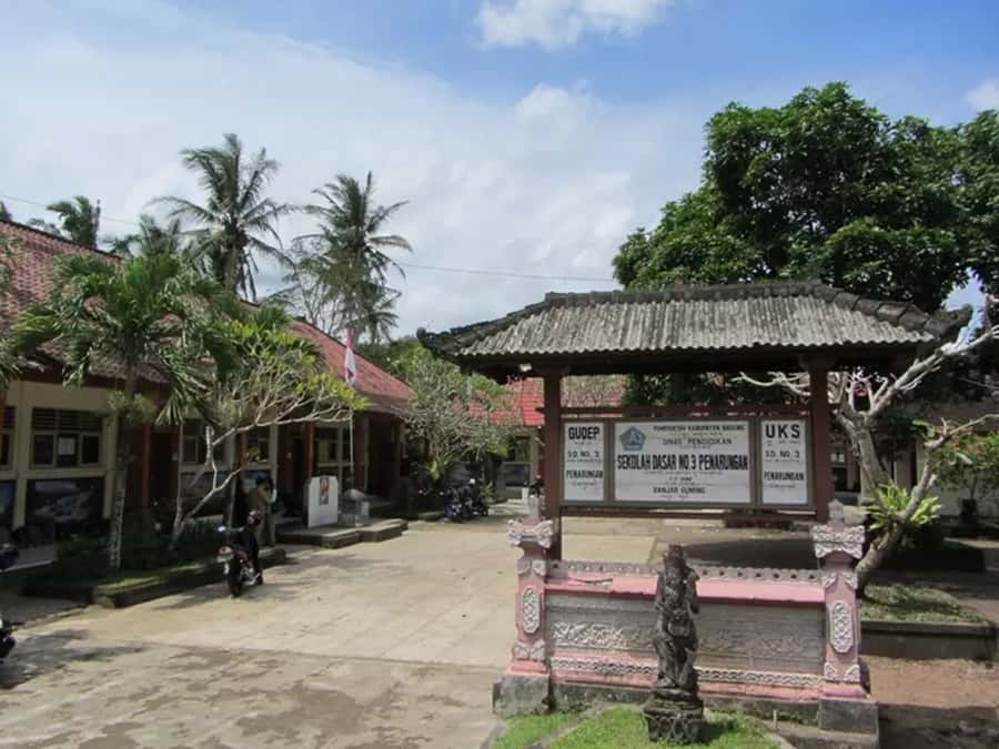 Bali: Local Village and School Tour with Lunch - Where It Starts: Pickup, Visitor Center, Then Right Into Local Life