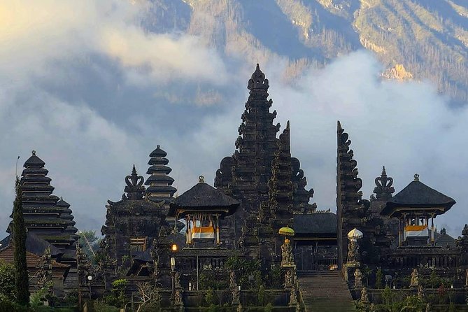 Bali Most Beautiful Temples Private Tour - Besakih Temple on Mount Agung’s Slopes: Bali’s Most Important Complex