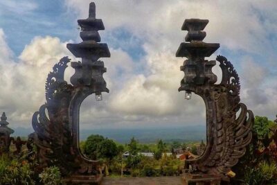 Bali Most Beautiful Temples Private Tour - Tirta Empul: Holy Spring Water and the Most Meaningful “First Stop” Feeling