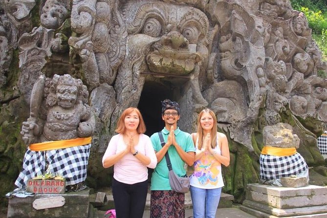 Bali Most Beautiful Temples Private Tour - What to Wear and Bring for a Smart-Casual Temple Day