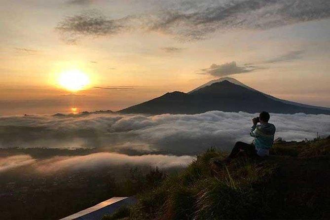 Bali Mount Batur Guide - The 4:00 AM trek: steep roads, black lava, and smart guiding